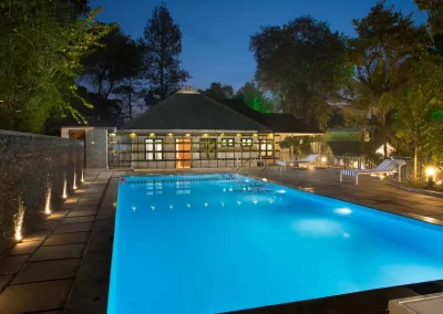 Misty_lake-poolview