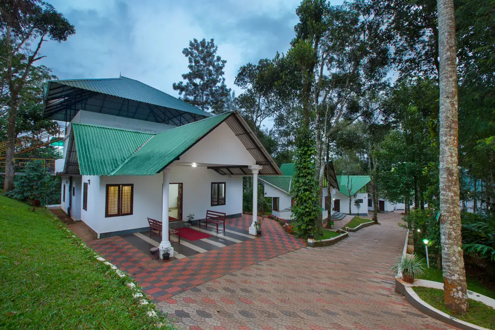 Honeymoon Special Package in Munnar (3 Days / 2 Nights )