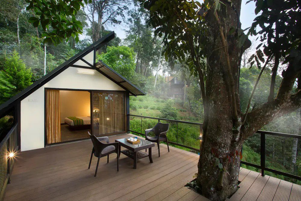 Bamboo Dale Resort in Munnar plantation
